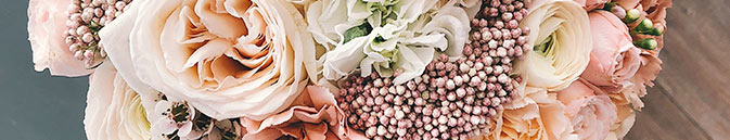 заказть цветы на день матери в Алуште